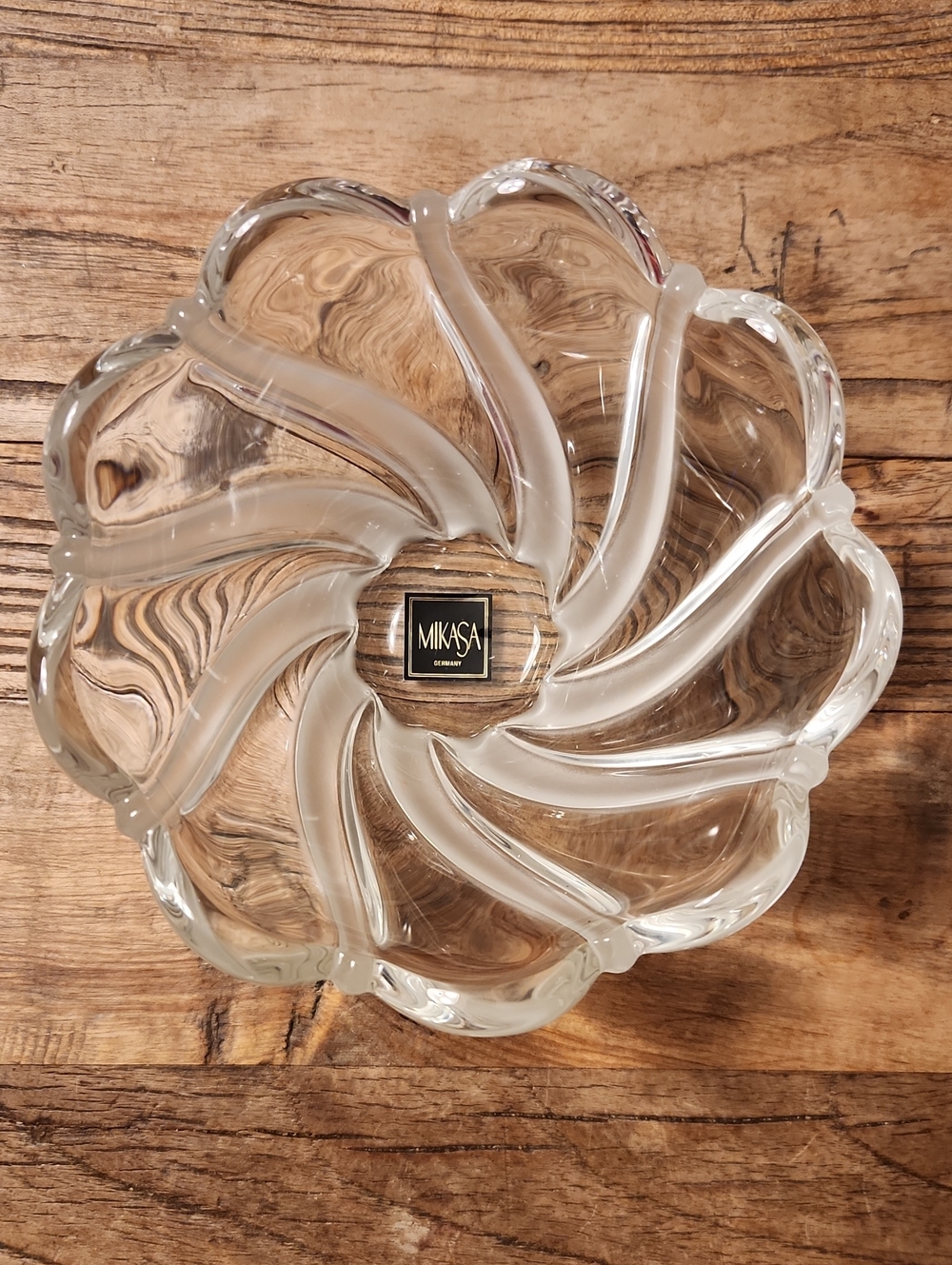 Mikasa Peppermint Frost 5 1/2" Crystal Bowl